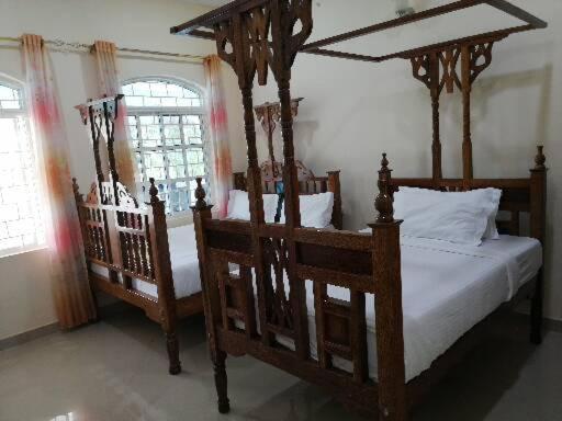 Jaktstuga Salhiya Zanzibar